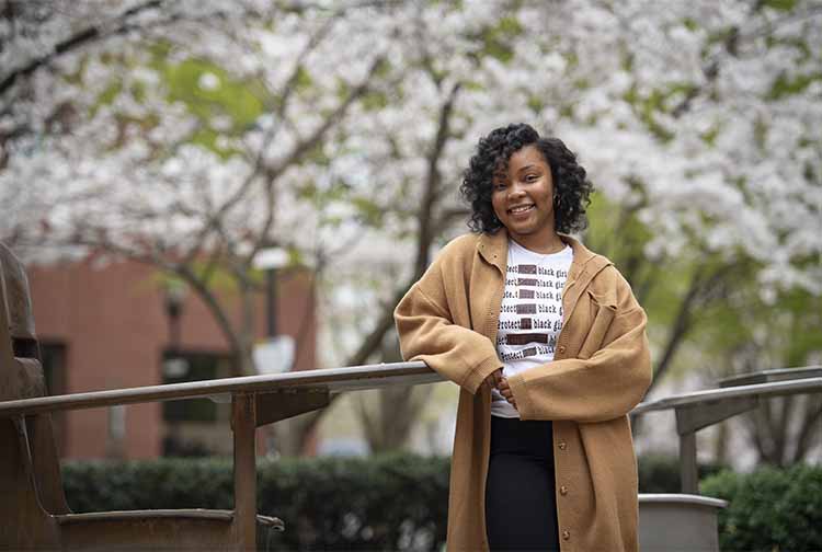 VCU class of 2022: Akira Goden is passionate about mental health in the Black community