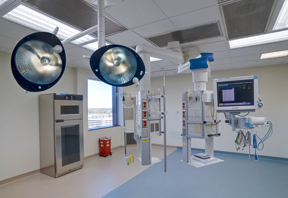 Evans-Haynes Burn Center advanced procedure room