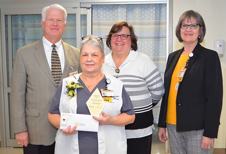 (Left to Right) W. Scott Burnette, CEO, VCU Health Community Memorial Hospital presented Vickey Morgan, RN, Clinical Coordinator in ICU, Stroke Coordinator, the VCU Health CMH STAR Service Team Member of the Year Award for 2019