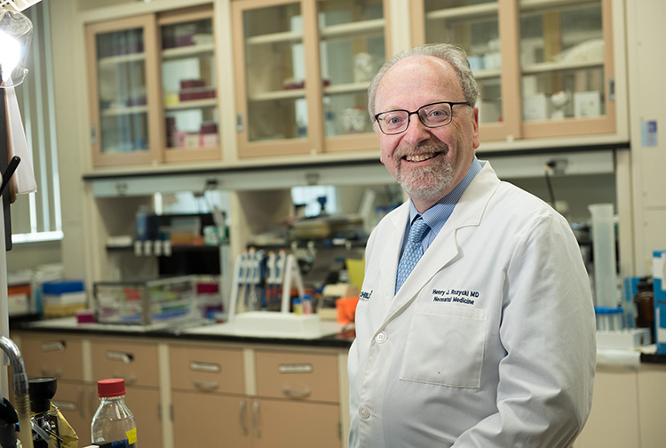 dr-henry-rozycki-web_750x504