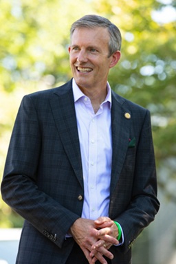 Rodney Willett