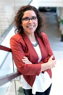 Fay Manolios